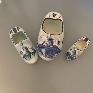 Lot of 3 Delft Hand-painted Dutch shoes.
